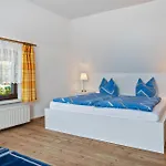 Apartmán 4 *
