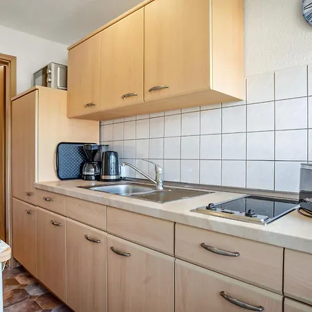 4 * Groß Zicker
